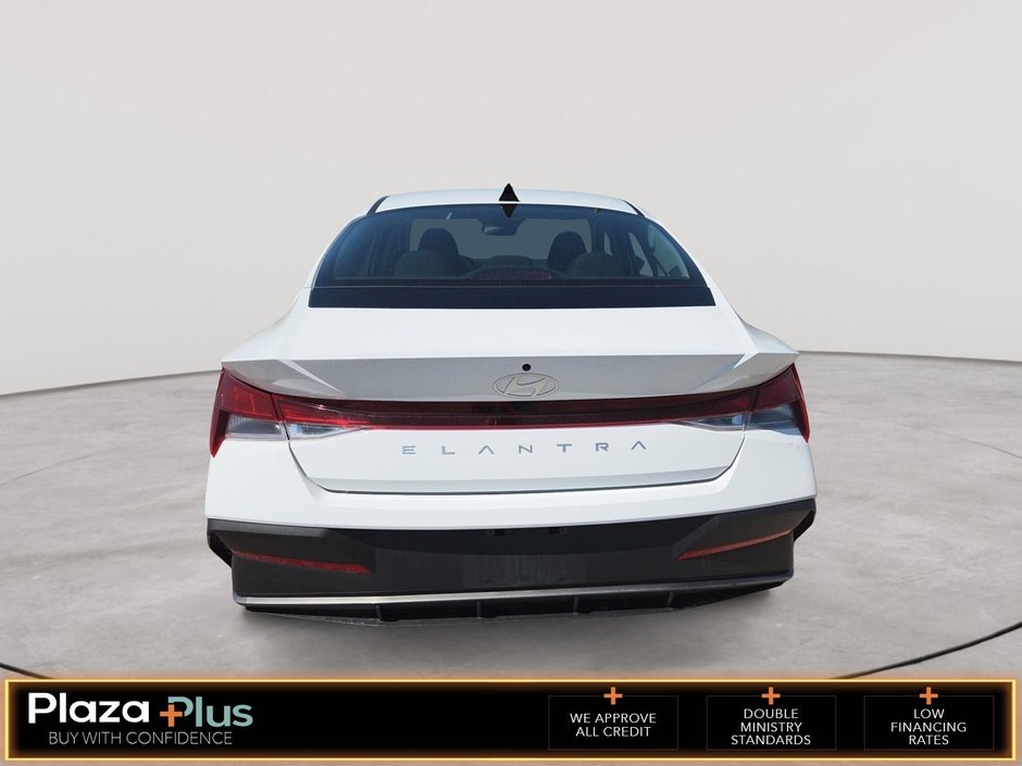 2025 Hyundai Elantra Preferred Preferred IVT
