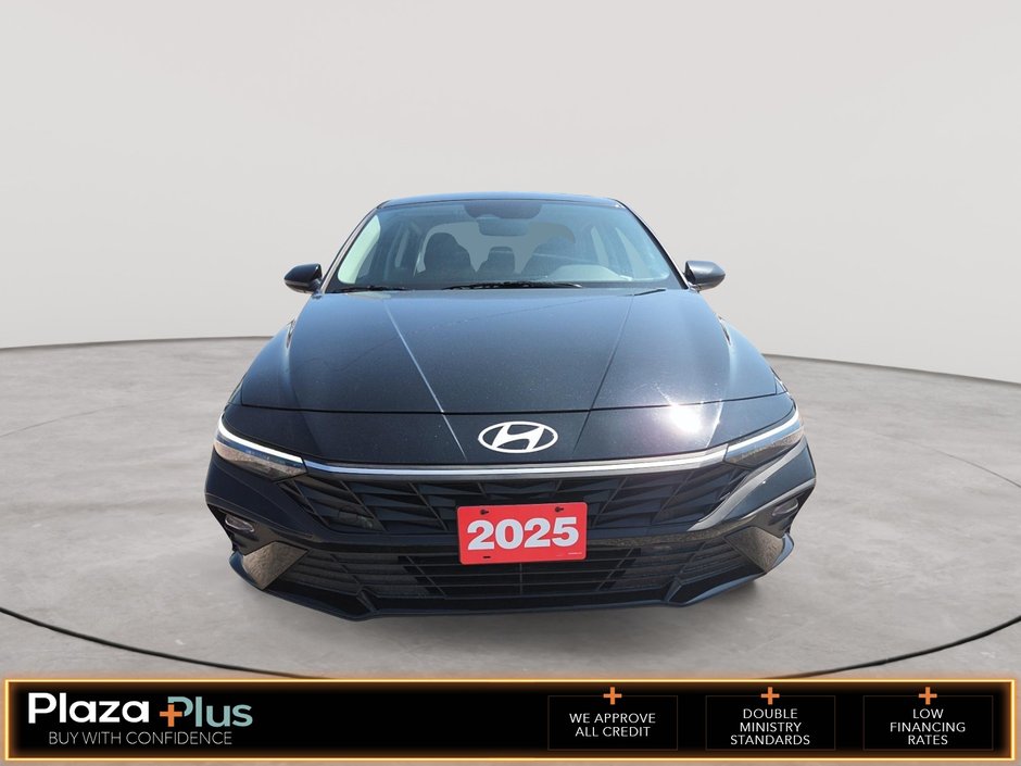 2025 Hyundai Elantra Preferred Preferred IVT