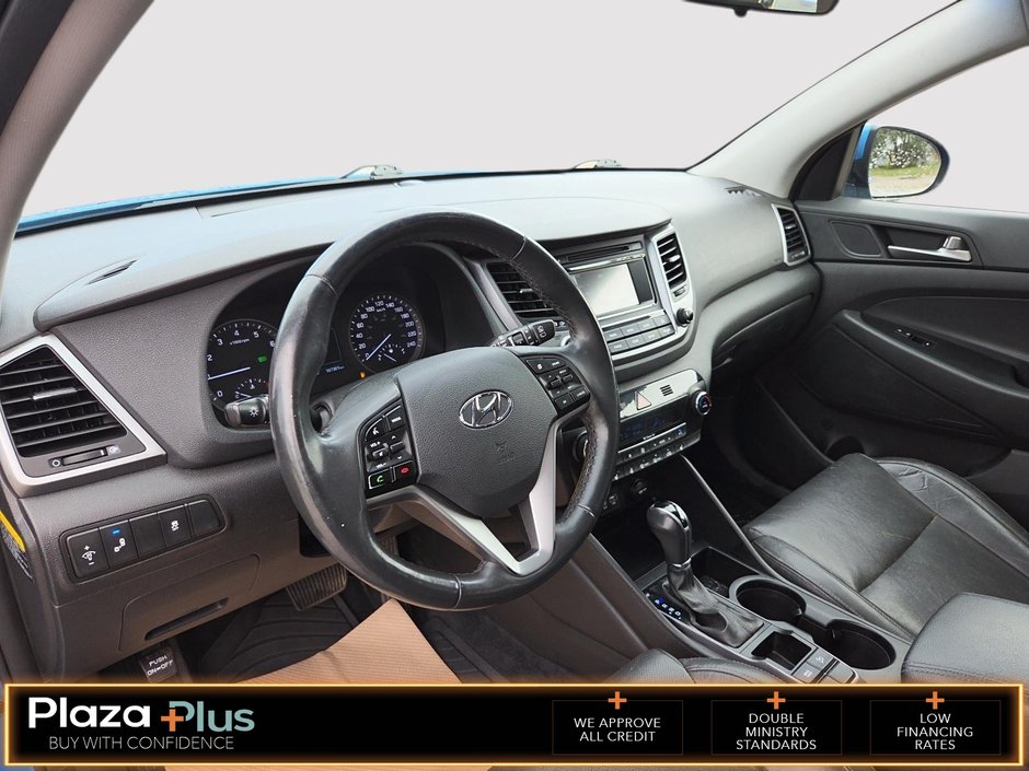 2017 Hyundai Tucson SE AWD 4dr 2.0L SE