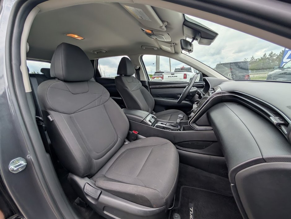 2022 Hyundai Tucson Essential-4