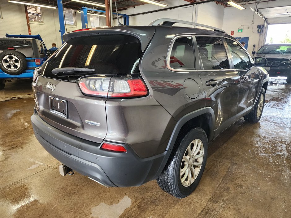 2019 Jeep Cherokee North-6