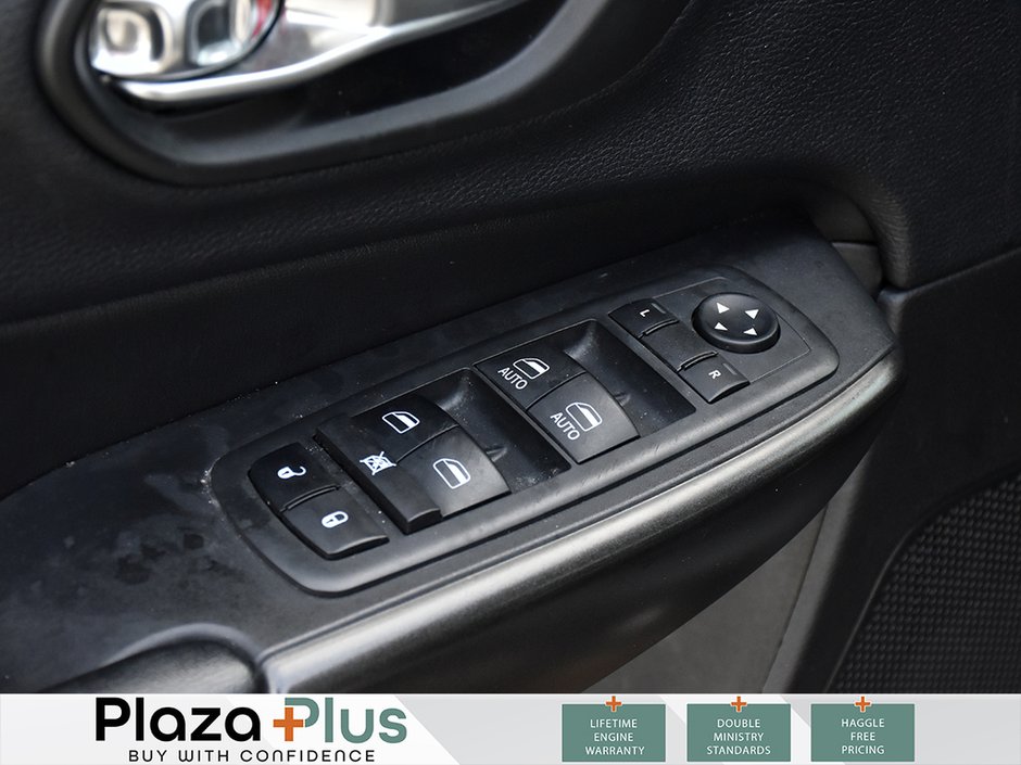 2019 Jeep Cherokee Trailhawk POWER LIFT GATE/V6/HEATED WHEEL/HEATED SEATS/APPLE CAR PLAY