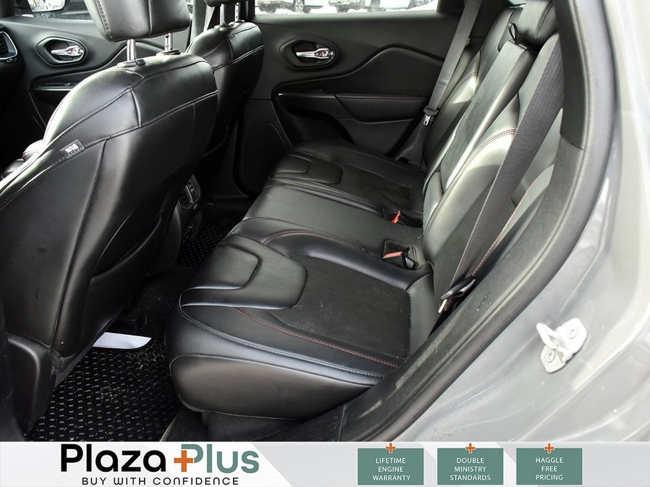 2019 Jeep Cherokee Trailhawk POWER LIFT GATE/V6/HEATED WHEEL/HEATED SEATS/APPLE CAR PLAY