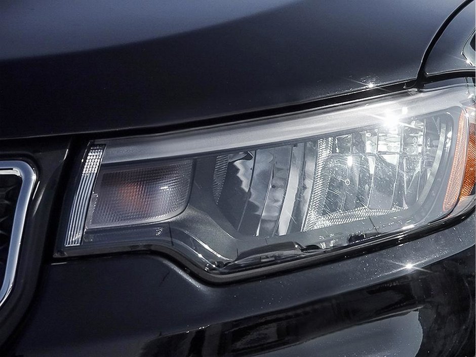 2025 Jeep Compass NORTH-8