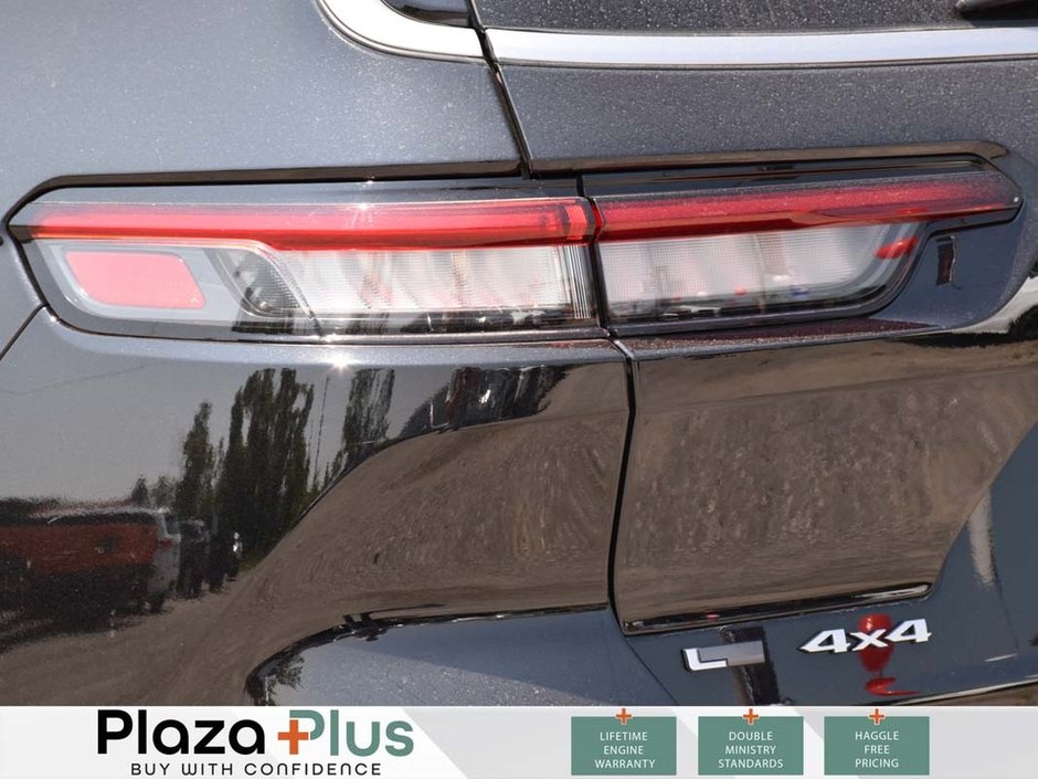 2023 Jeep Grand Cherokee L Summit Reserve-4