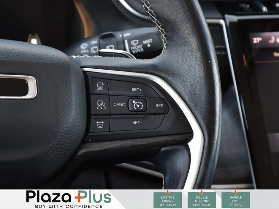 2022 Jeep Grand Cherokee Limited HEATED FRONT AND REAR SEATS/HEATED WHEEL/LEATHER/PREMIUM SOUND/APPLE CAR PLAY