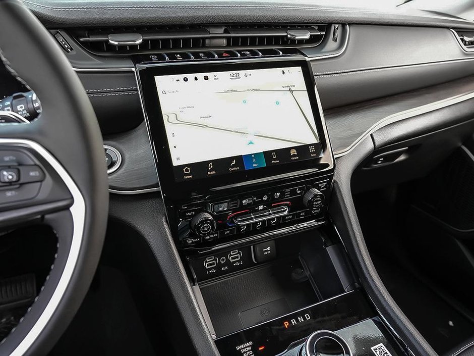 2025 Jeep Grand Cherokee LIMITED-21