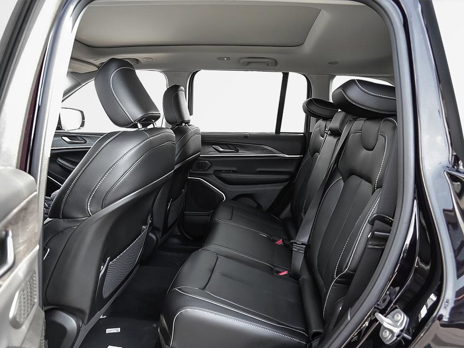 2025 Jeep Grand Cherokee LIMITED-19