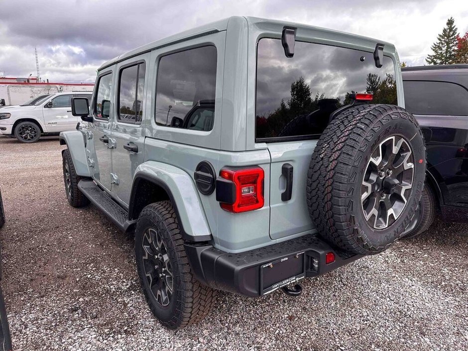 2024 Jeep WRANGLER 4-Door SAHARA