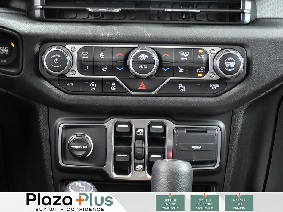 2025 Jeep Wrangler 4-Door SPORT S-18