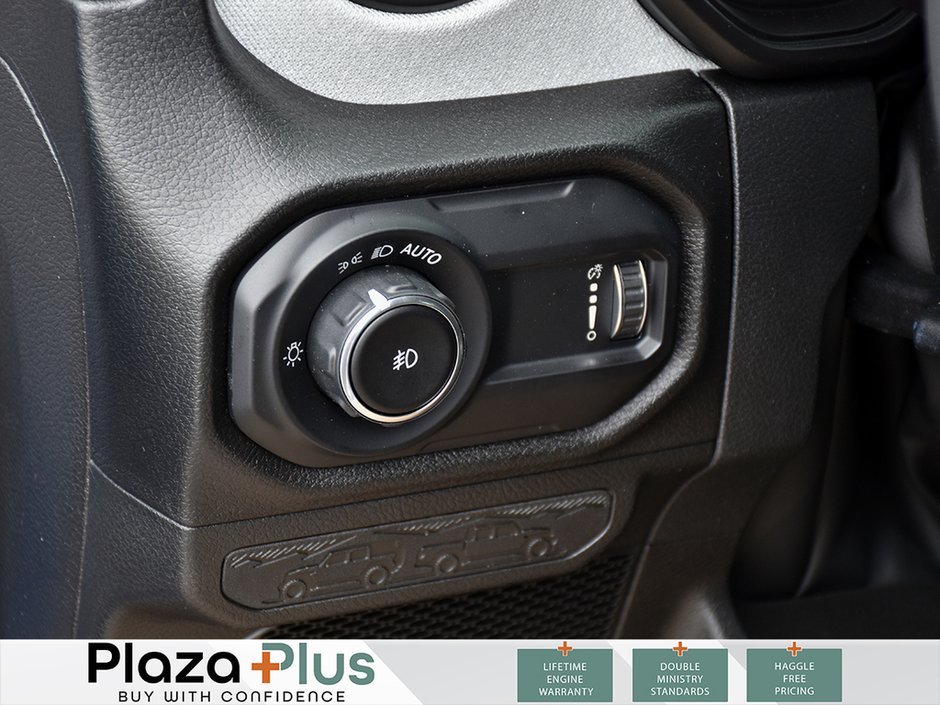 2025 Jeep Wrangler 4-Door SPORT S-11