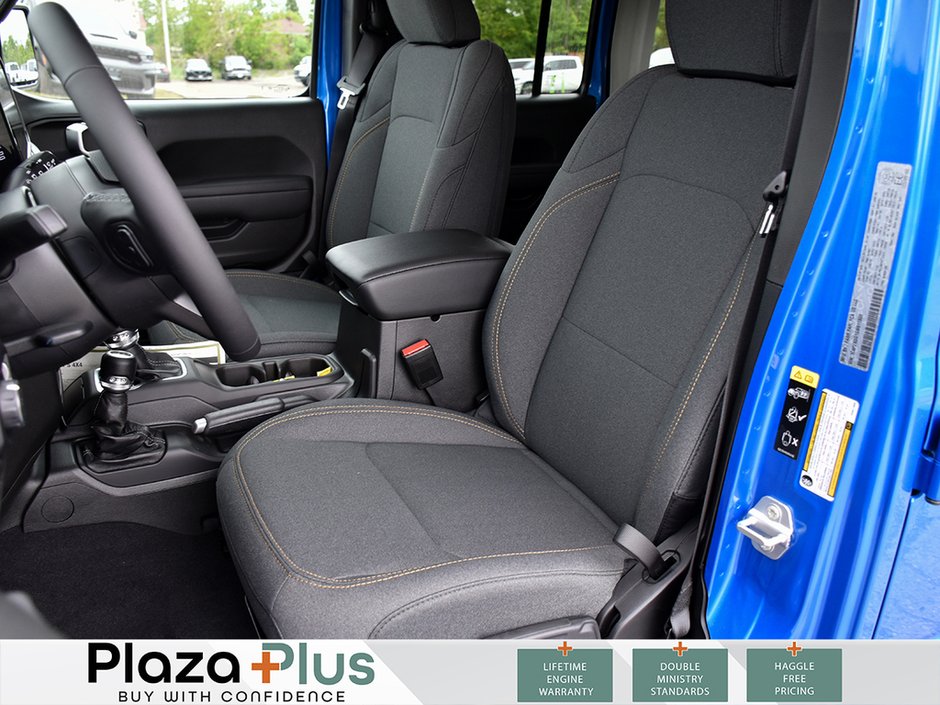 2025 Jeep Wrangler 4-Door SPORT S-8