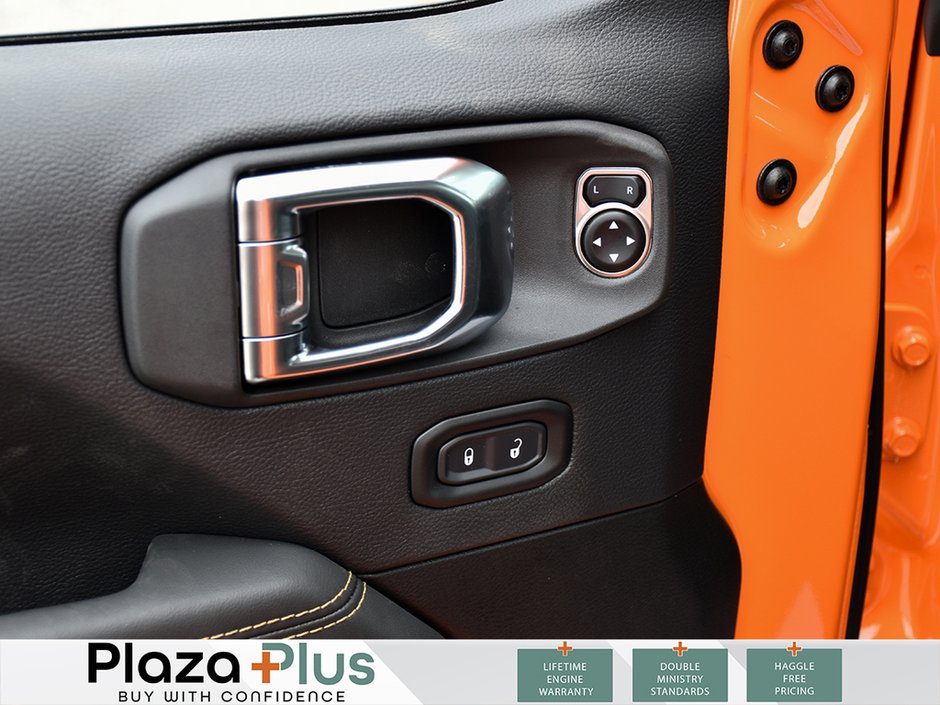 2025 Jeep Wrangler 4-Door SAHARA-10