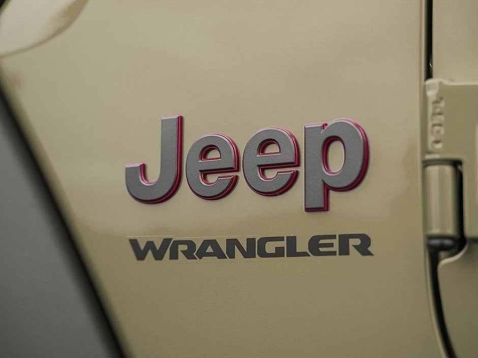 2025 Jeep Wrangler 4-Door RUBICON-7