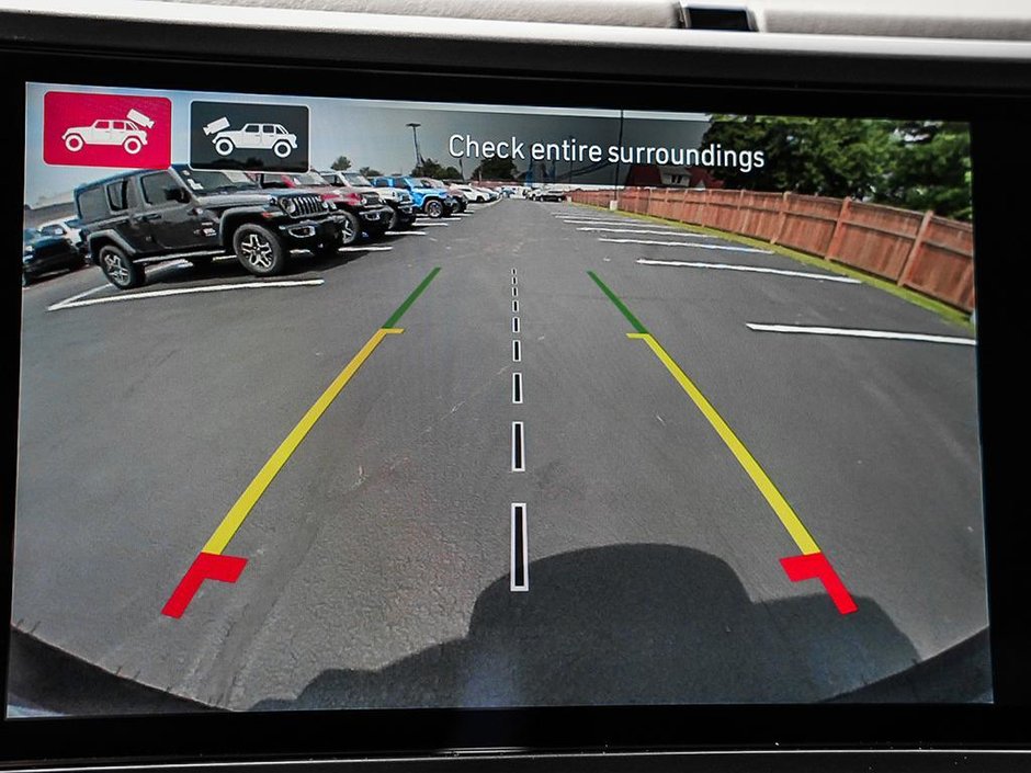 2025 Jeep Wrangler 4-Door SAHARA-17