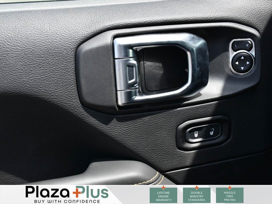 2025 Jeep Wrangler 4-Door SAHARA-9