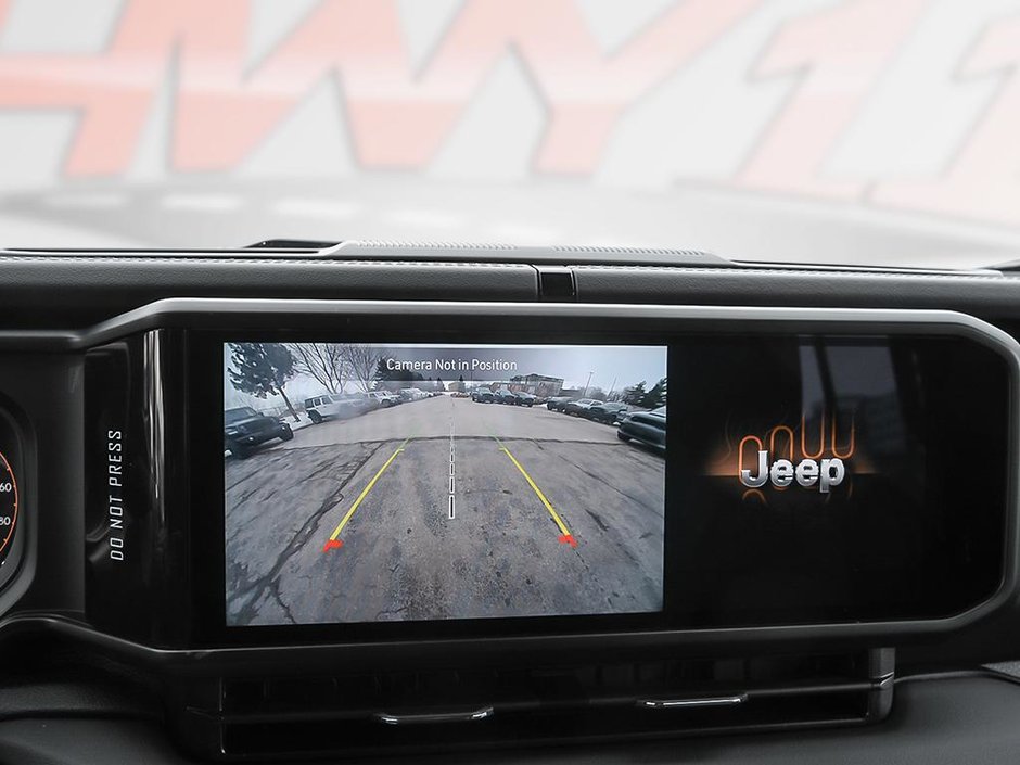 2026 Jeep Wrangler 4-Door SAHARA-19