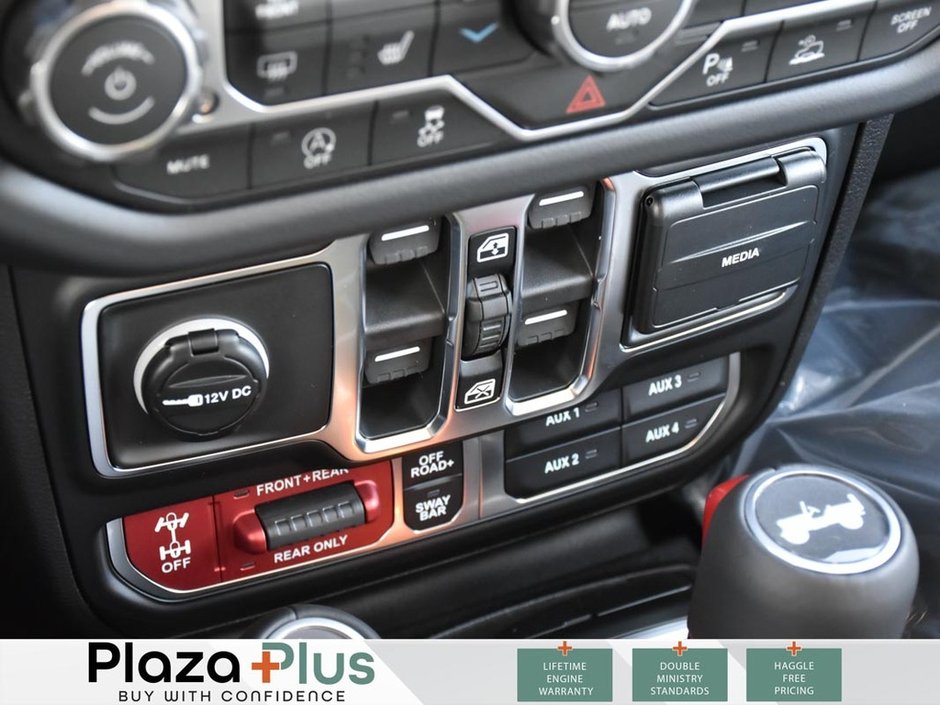 2026 Jeep Wrangler 4-Door RUBICON-17