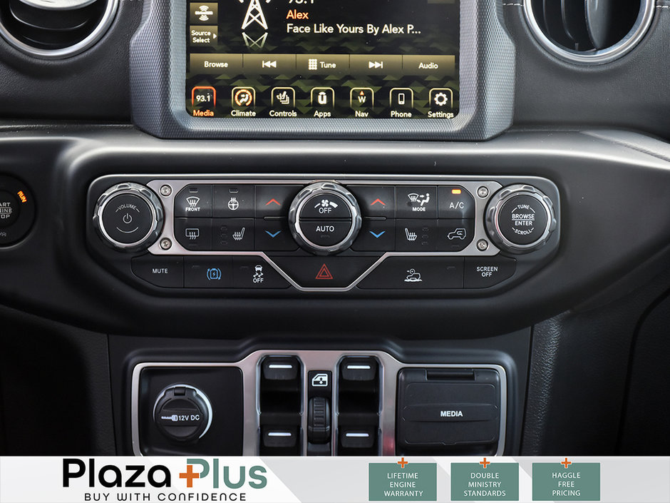 2023 Jeep Wrangler 4xe Sahara-17