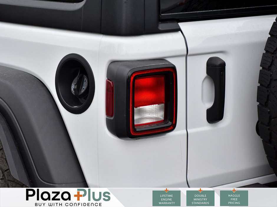 2023 Jeep Wrangler Willys MANUAL! | TAN INTERIOR | HEATED SEATS