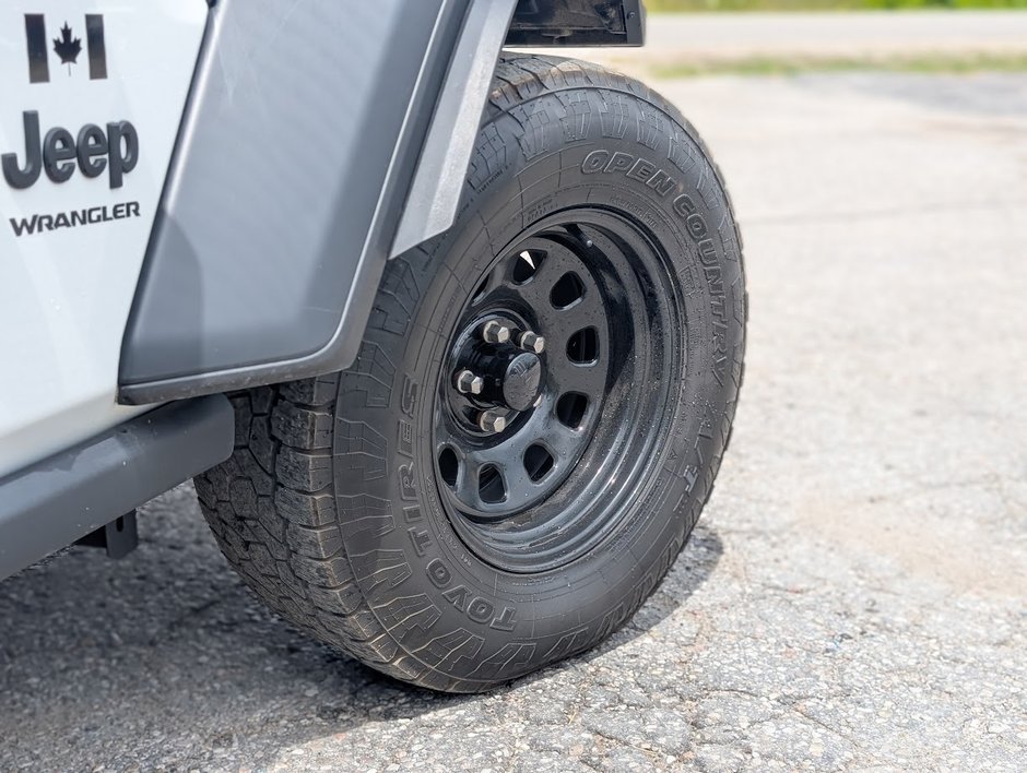 2023 Jeep Wrangler Willys-2
