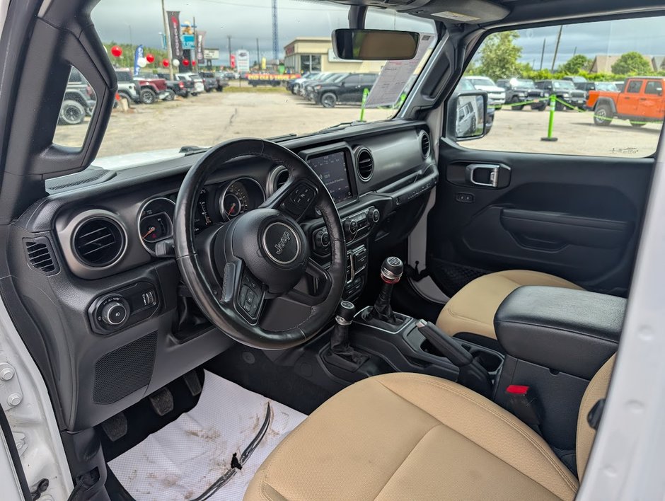 2023 Jeep Wrangler Willys-5