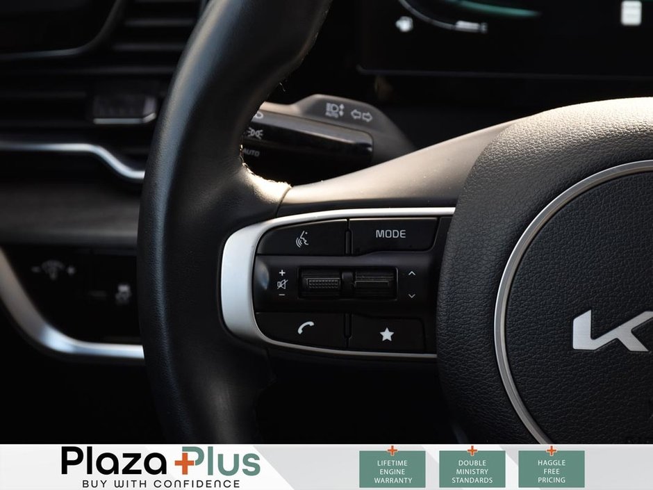 2024 Kia Sportage LX X-LINE PKG/LEATHER/SUNROOF/BACK UP CAMERA/FREE WINTER TIRES AND RIMS