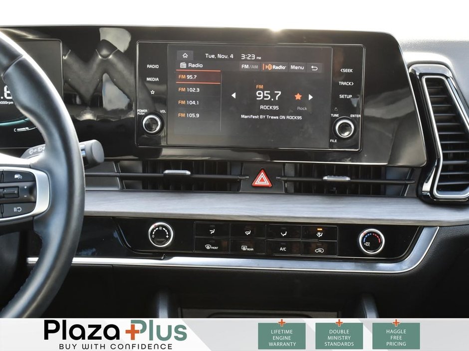 2024 Kia Sportage LX X-LINE PKG/LEATHER/SUNROOF/BACK UP CAMERA/FREE WINTER TIRES AND RIMS