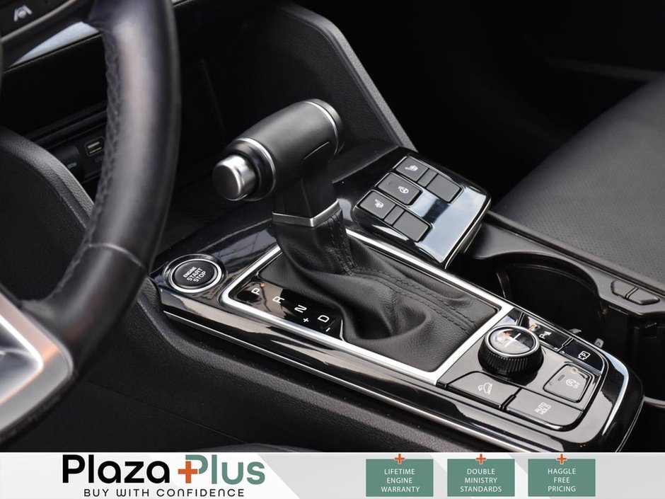 2024 Kia Sportage LX X-LINE PKG/LEATHER/SUNROOF/BACK UP CAMERA/FREE WINTER TIRES AND RIMS