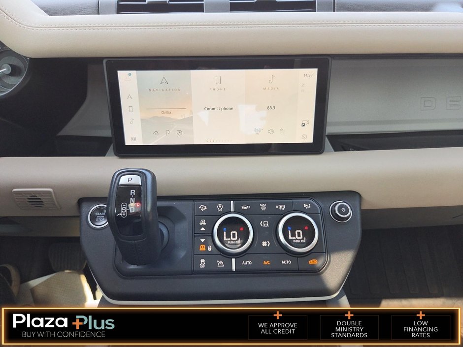 2023 Land Rover Defender SE SE   TURBOCHARGED ENGINE 2.0L or 3.0L   AWD