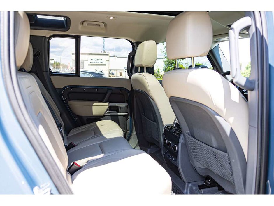 2023 Land Rover Defender SE SE   TURBOCHARGED ENGINE 2.0L or 3.0L   AWD