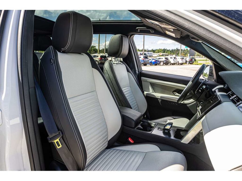 2024 Land Rover Discovery Sport Dynamic HSE Dynamic HSE 4WD