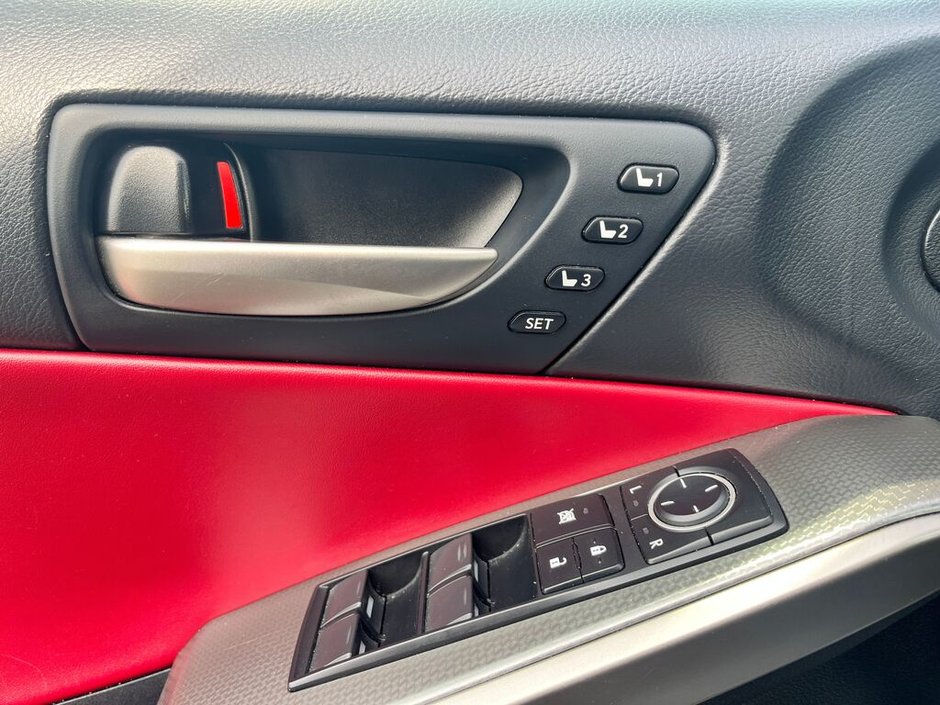 2018 Lexus IS 300 F-SPORT/SILVER/RED LEATHER/SUNROOF/HEATED SEATS