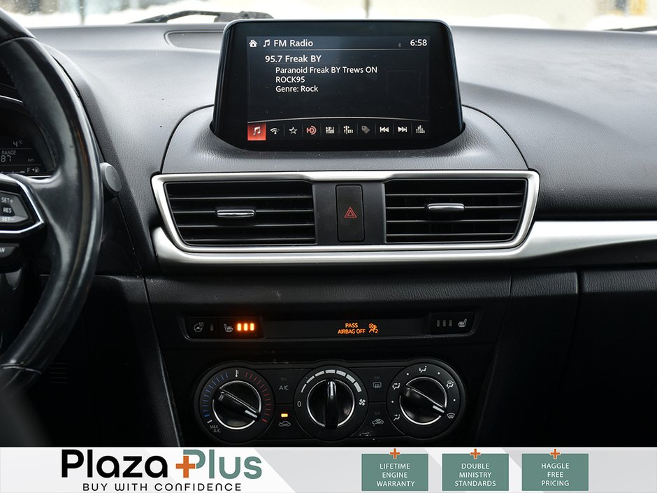 2018 Mazda 3 GS AUTOMATIC/FREE WINTER TIRES/POWER WINDOWS AND LOCKS/SUNROOF