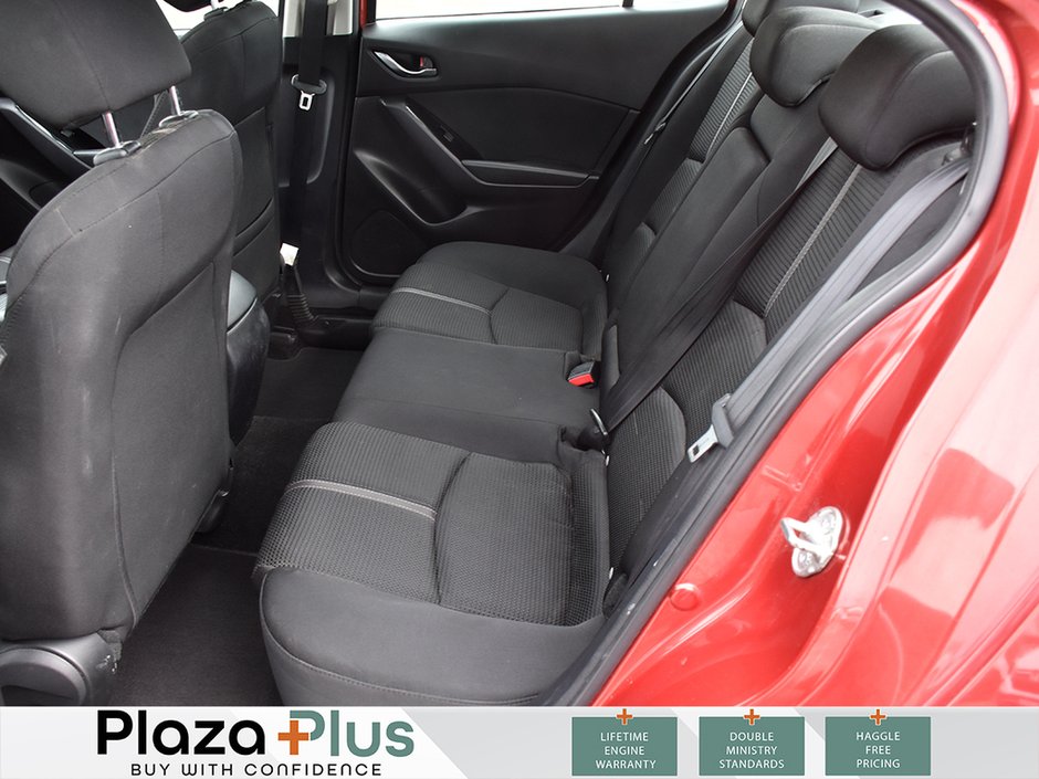 2018 Mazda 3 GS AUTOMATIC/FREE WINTER TIRES/POWER WINDOWS AND LOCKS/SUNROOF