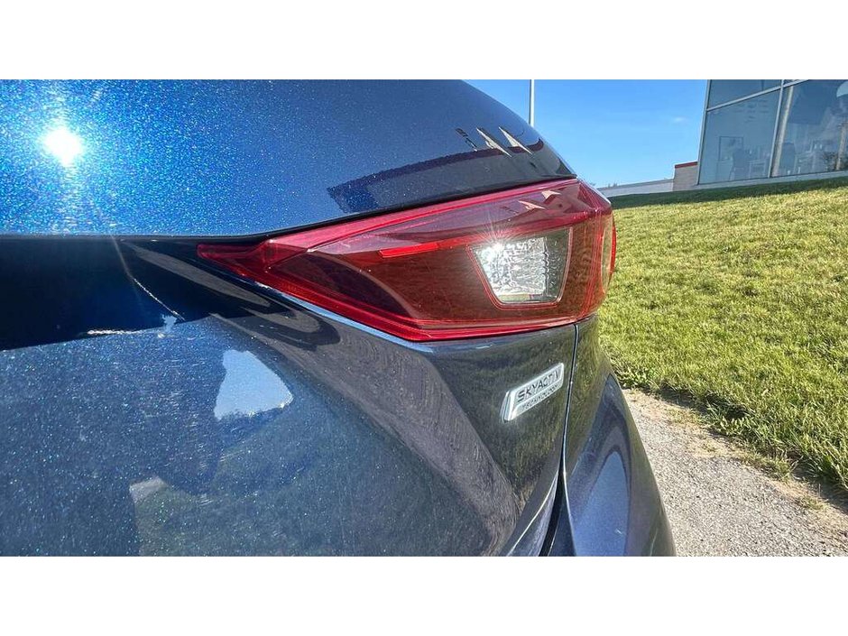 2018 Mazda 3 GS GS Auto
