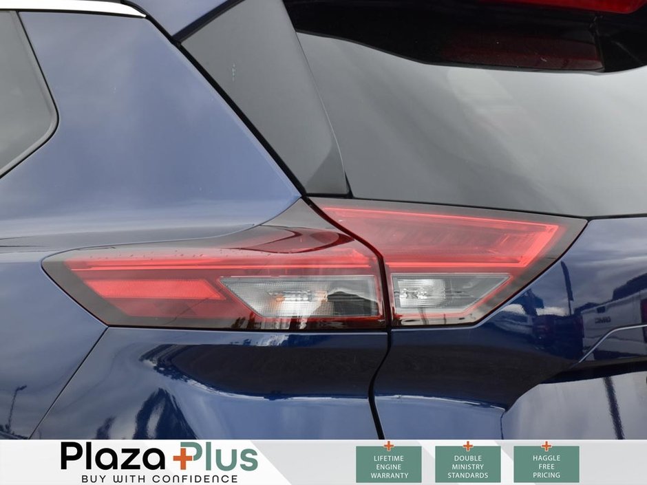 2024 Nissan Rogue SV Moonroof SV PKG/LEATHER/SUNROOF/BACK UP CAMERA/LOW KM/NO ACCIDENTS