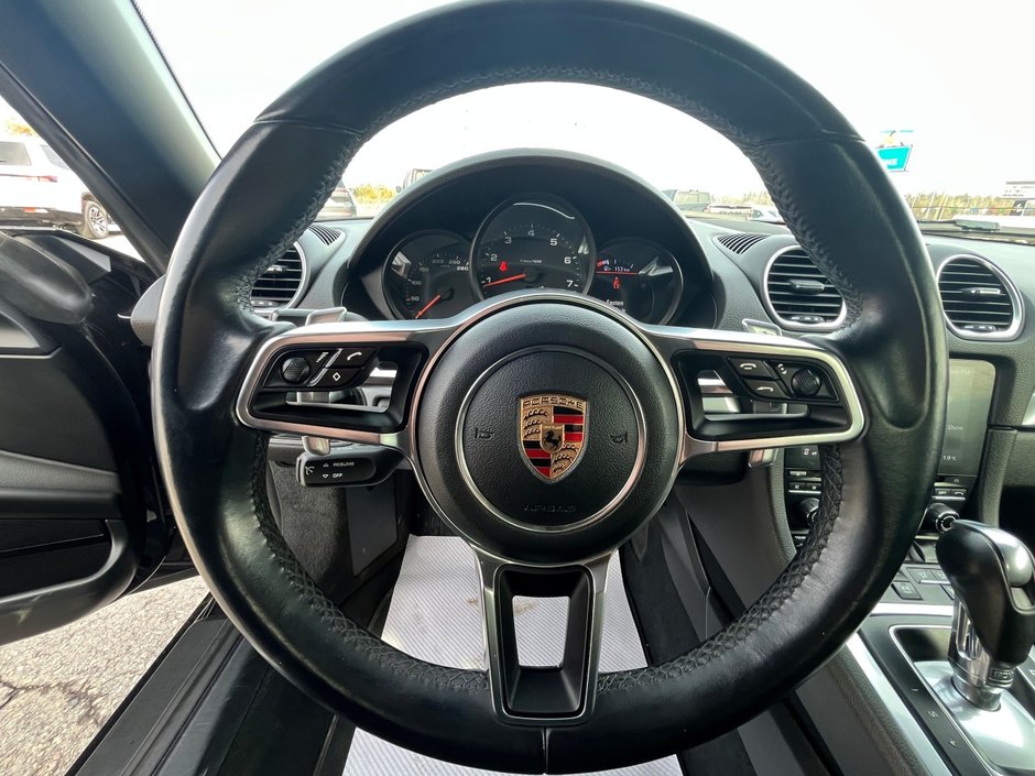 2018 Porsche 718 Boxster BASE HEATED AND COOLED SEATS/POWER TOP/AUTOMATIC/LEATHER/BACK UP CAMERA/POWER SEATS