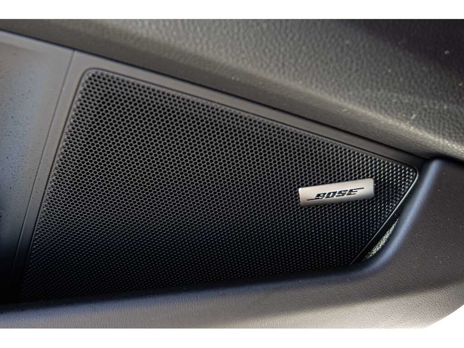 2025 Porsche 911 Carrera T T Interior Pkg in Gentian Blue/Bose Surround System/Lane Change Assist/Extended Fuel Tank(22.1 gal.)