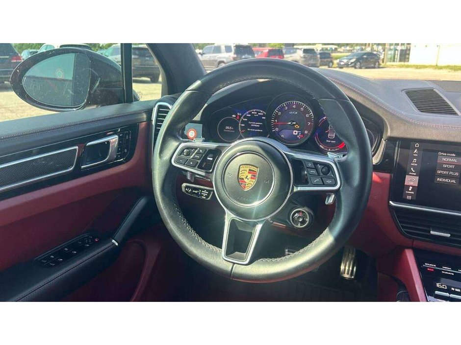 2021 Porsche Cayenne GTS PREMIUM PLUS PKG/BORDEAUX RED INTERIOR/ASSITANCE PKG/REAR ENTERTAINMENT/SPORT CHRONO PKG