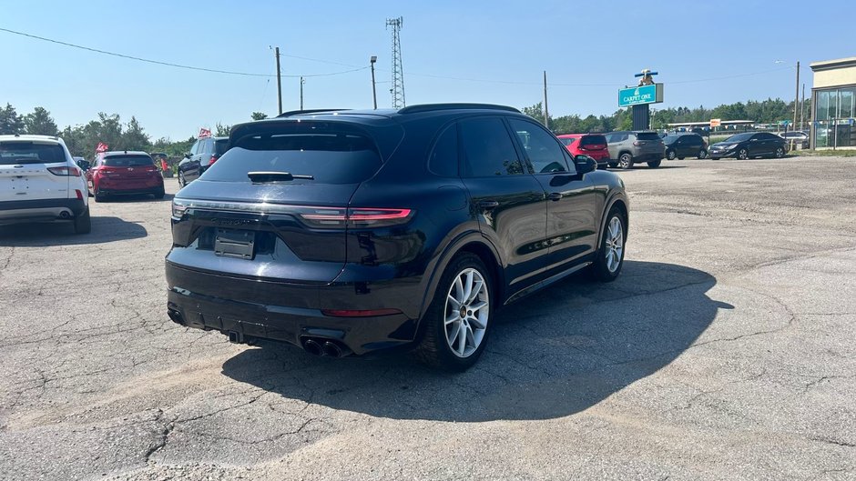 2021 Porsche Cayenne GTS PREMIUM PLUS PKG/BORDEAUX RED INTERIOR/ASSITANCE PKG/REAR ENTERTAINMENT/SPORT CHRONO PKG
