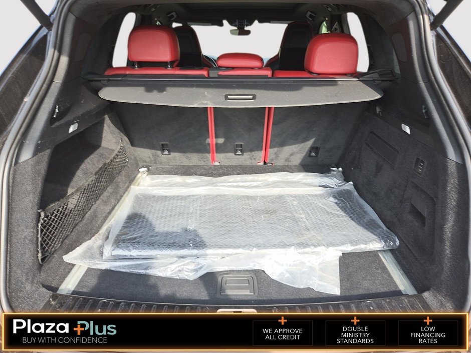 2021 Porsche Cayenne GTS PREMIUM PLUS PKG/BORDEAUX RED INTERIOR/ASSITANCE PKG/REAR ENTERTAINMENT/SPORT CHRONO PKG