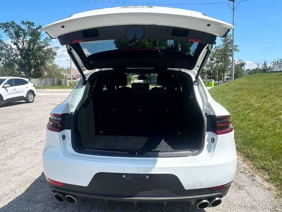 2016 Porsche Macan S AWD 4DR S   3.0L TWIN -TURBO V6 ENGINE
