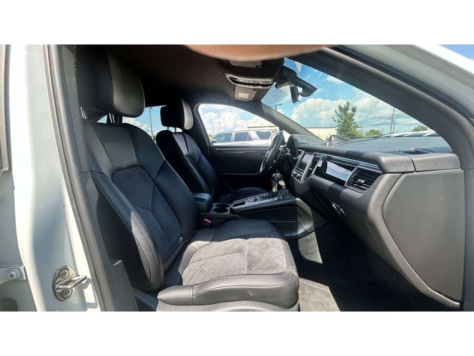 2016 Porsche Macan S AWD 4DR S   3.0L TWIN -TURBO V6 ENGINE