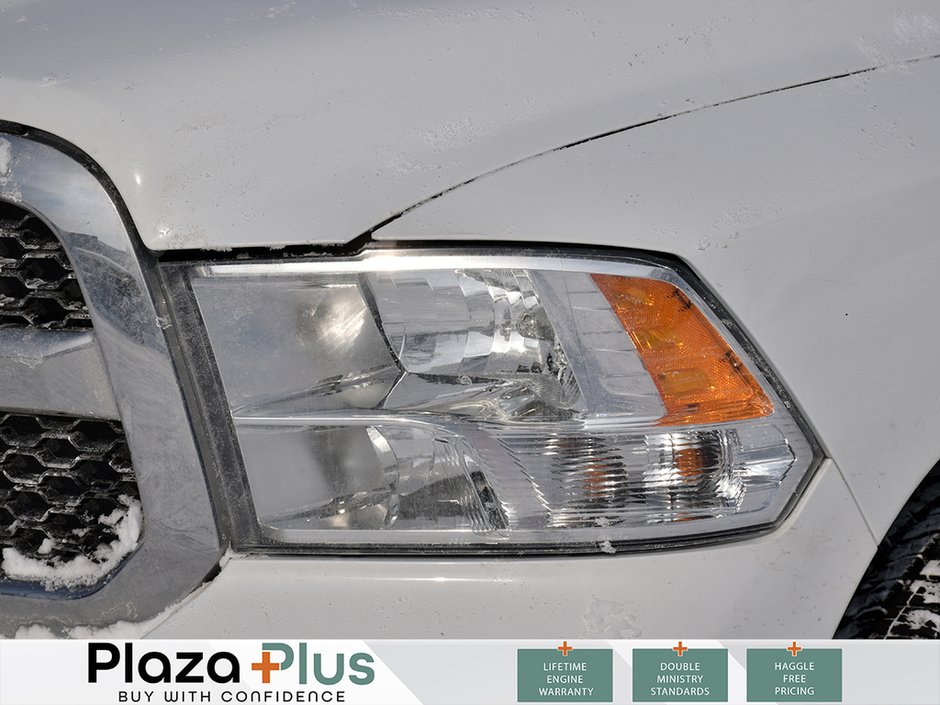 2023 Ram 1500 Classic SLT HEMI/BACK UP CAMERA/MP3 COMPATIBLE