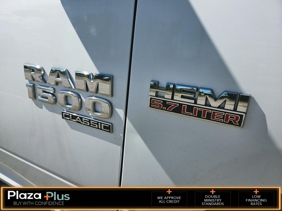 2023 Ram 1500 Classic SLT Clean CarFax Report | 6-Passenger seating  | Certified |