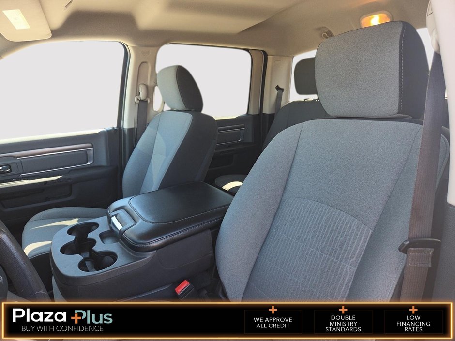 2023 Ram 1500 Classic SLT Clean CarFax Report | 6-Passenger seating  | Certified |
