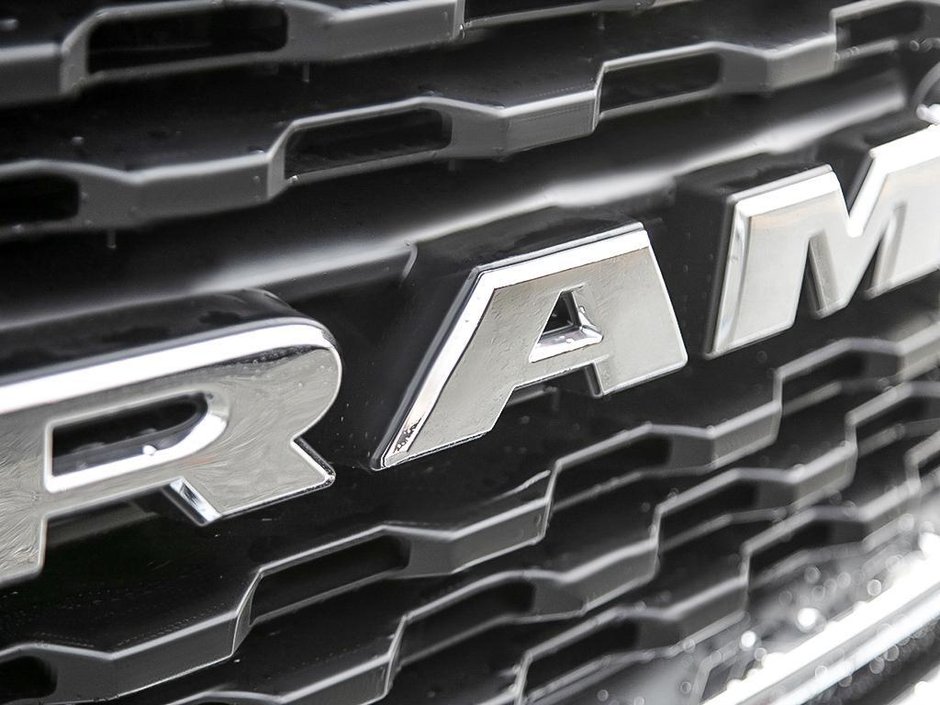 2024 Ram 1500 BIG HORN