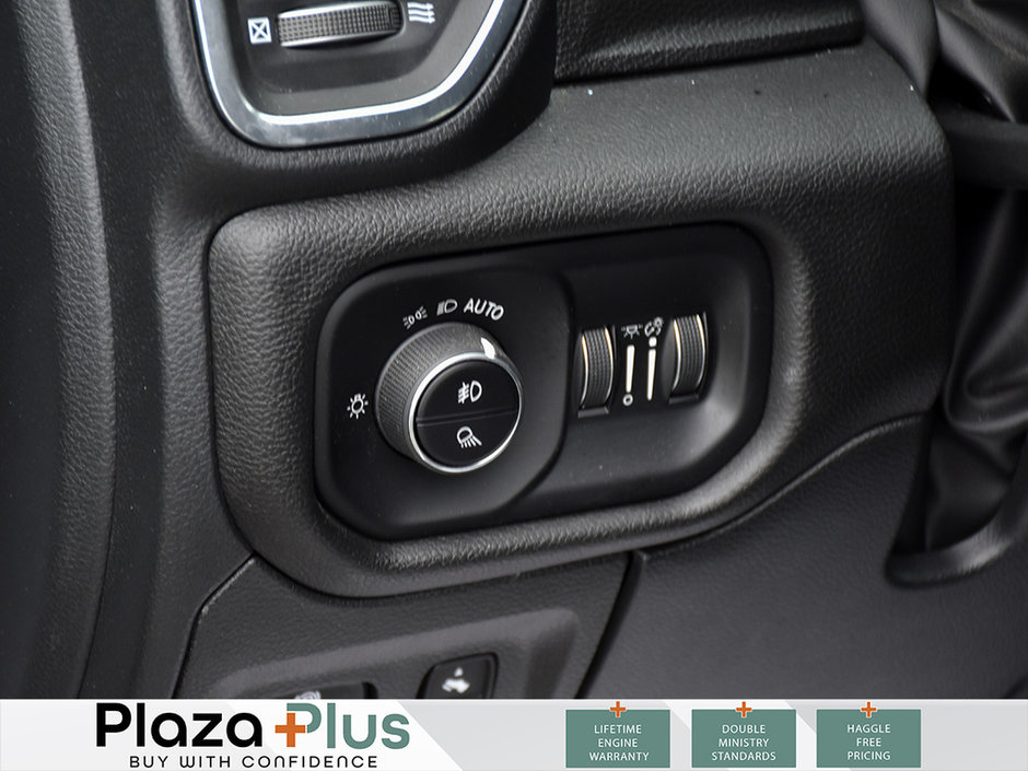 2024 Ram 1500 Laramie NIGHT EDITION | BED UTILITY GROUP | PANO SUNROOF