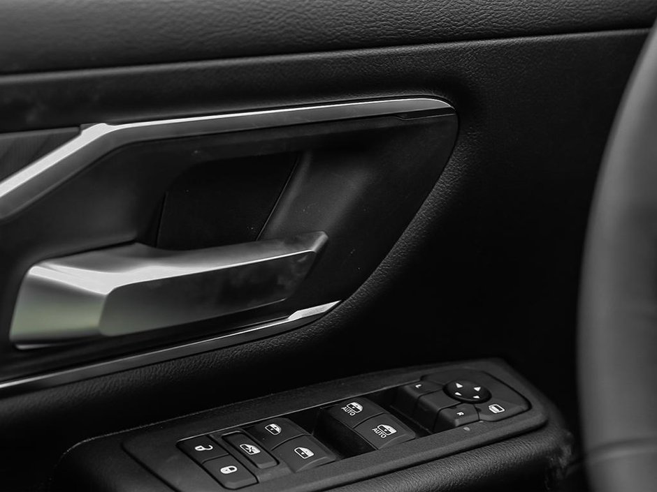 2026 Ram 1500 BIG HORN-13